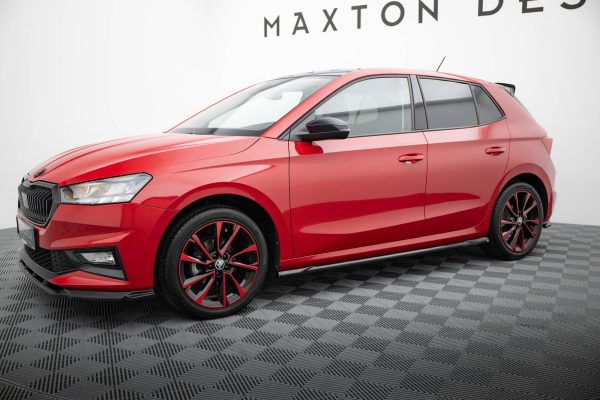 Skoda Fabia Mk4 - Lâminas para embaladeiras | SK-FA-4-SD1G | Produto Maxton Design distribuído por Unicartuning. Skoda Fabia Mk4 - Lâminas para embaladeiras | SK-FA-4-SD1G | Produto Maxton Design distribuído por Unicartuning.