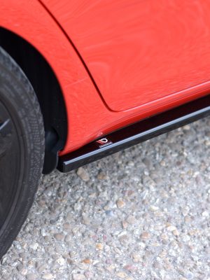 Skoda Fabia Combi Mk3 - Lâminas para embaladeiras | SK-FA-2-RS-SD1G | Produto Maxton Design distribuído por Unicartuning. Skoda Fabia Combi Mk3 - Lâminas para embaladeiras | SK-FA-2-RS-SD1G | Produto Maxton Design distribuído por Unicartuning.