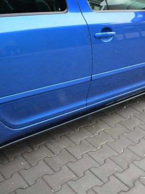 Skoda Octavia 2 - Lâminas para embaladeiras | SK-OC-2F-RS-SD1G | Produto Maxton Design distribuído por Unicartuning.