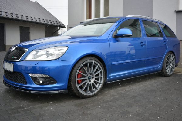 Skoda Octavia 2 - Lâminas para embaladeiras | SK-OC-2F-RS-SD1G | Produto Maxton Design distribuído por Unicartuning.