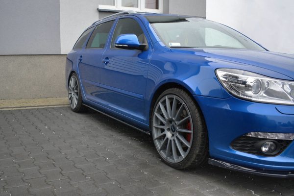 Skoda Octavia 2 - Lâminas para embaladeiras | SK-OC-2F-RS-SD1G | Produto Maxton Design distribuído por Unicartuning.