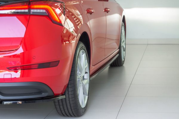 Skoda Superb Mk2 - Lâminas para embaladeiras | SK-SC-1-SD1G | Produto Maxton Design distribuído por Unicartuning. Skoda Superb Mk2 - Lâminas para embaladeiras | SK-SC-1-SD1G | Produto Maxton Design distribuído por Unicartuning.