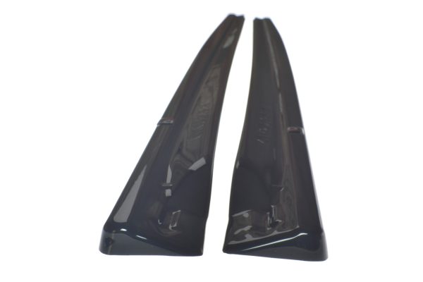 Skoda Superb Mk2 - Lâminas para embaladeiras | SK-SC-1-SD1G | Produto Maxton Design distribuído por Unicartuning. Skoda Superb Mk2 - Lâminas para embaladeiras | SK-SC-1-SD1G | Produto Maxton Design distribuído por Unicartuning.