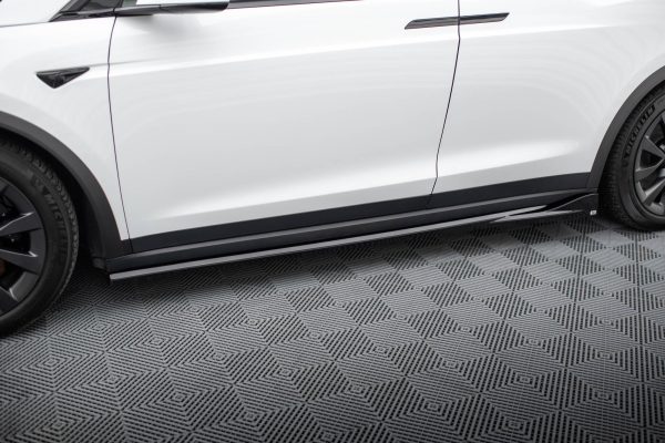 Tesla Model X Mk1 (facelift) - Lâminas para embaladeiras | TE-MODELX-1F-SD1G | Produto Maxton Design distribuído por Unicartuning. Tesla Model X Mk1 (facelift) - Lâminas para embaladeiras | TE-MODELX-1F-SD1G | Produto Maxton Design distribuído por Unicartuning.