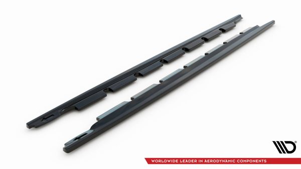 Toyota Yaris Mk3 (facelift) - Lâminas para embaladeiras | TO-YA-3F2-SD1G | Produto Maxton Design distribuído por Unicartuning. Toyota Yaris Mk3 (facelift) - Lâminas para embaladeiras | TO-YA-3F2-SD1G | Produto Maxton Design distribuído por Unicartuning.