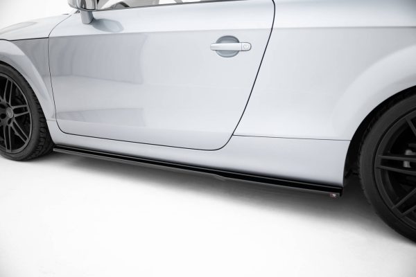 Audi TT S / TT S-Line 8j (facelift) - Lâminas para Embaladeiras V.1 | AU-TT-2-SLINE-SD1G | Produto Maxton Design distribuído por Unicartuning. Audi TT S / TT S-Line 8j (facelift) - Lâminas para Embaladeiras V.1 | AU-TT-2-SLINE-SD1G | Produto Maxton Design distribuído por Unicartuning.