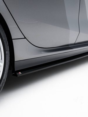 BMW M135i F70 - Lâminas para Embaladeiras V.1 | BM-1-70-M-SD1G | Produto Maxton Design distribuído por Unicartuning. BMW M135i F70 - Lâminas para Embaladeiras V.1 | BM-1-70-M-SD1G | Produto Maxton Design distribuído por Unicartuning.