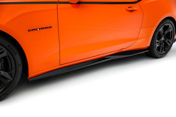 Chevrolet Camaro SS Mk6 (facelift) - Lâminas para Embaladeiras V.1 | CH-CA-6F-SS-SD1G | Produto Maxton Design distribuído por Unicartuning. Chevrolet Camaro SS Mk6 (facelift) - Lâminas para Embaladeiras V.1 | CH-CA-6F-SS-SD1G | Produto Maxton Design distribuído por Unicartuning.