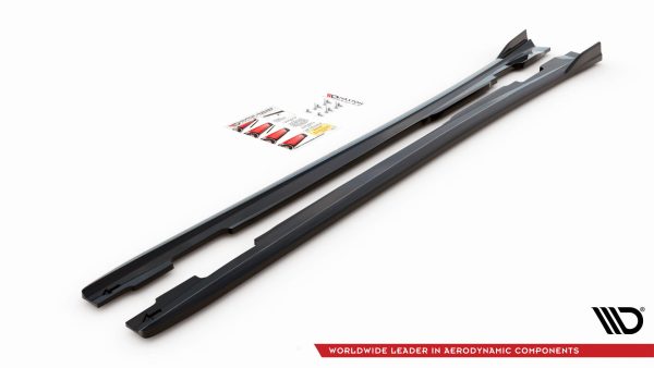 Mercedes-Benz Classe A W176 - Lâminas para Embaladeiras V.1 | ME-A-176-SD1G | Produto Maxton Design distribuído por Unicartuning. Mercedes-Benz Classe A W176 - Lâminas para Embaladeiras V.1 | ME-A-176-SD1G | Produto Maxton Design distribuído por Unicartuning.