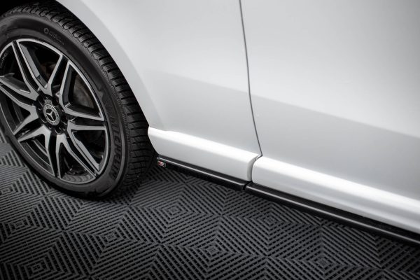Mercedes-Benz V-class W447 - Lâminas para Embaladeiras V.1 | ME-V-447F-AMGLINE-XL-SD1A+B+CG | Produto Maxton Design distribuído por Unicartuning. Mercedes-Benz V-class W447 - Lâminas para Embaladeiras V.1 | ME-V-447F-AMGLINE-XL-SD1A+B+CG | Produto Maxton Design distribuído por Unicartuning.