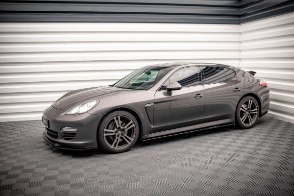 Porsche Panamera / Panamera Diesel / Panamera Turbo 970 - Lâminas para Embaladeiras V.1 | PO-PA-970-SD1G | Produto Maxton Design distribuído por Unicartuning. Porsche Panamera / Panamera Diesel / Panamera Turbo 970 - Lâminas para Embaladeiras V.1 | PO-PA-970-SD1G | Produto Maxton Design distribuído por Unicartuning.