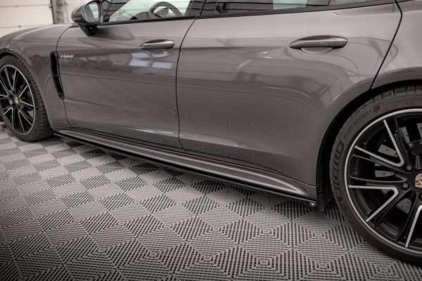 Porsche Panamera Turbo S E- / Panamera E- 971 - Lâminas para Embaladeiras V.1 | PO-PA-971-H-SD1G | Produto Maxton Design distribuído por Unicartuning. Porsche Panamera Turbo S E- / Panamera E- 971 - Lâminas para Embaladeiras V.1 | PO-PA-971-H-SD1G | Produto Maxton Design distribuído por Unicartuning.