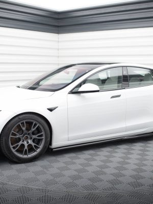 Tesla Model S Plaid Mk1 (facelift) - Lâminas para Embaladeiras V.1 | TE-MODELS-1F2-PL-SD1G | Produto Maxton Design distribuído por Unicartuning. Tesla Model S Plaid Mk1 (facelift) - Lâminas para Embaladeiras V.1 | TE-MODELS-1F2-PL-SD1G | Produto Maxton Design distribuído por Unicartuning.