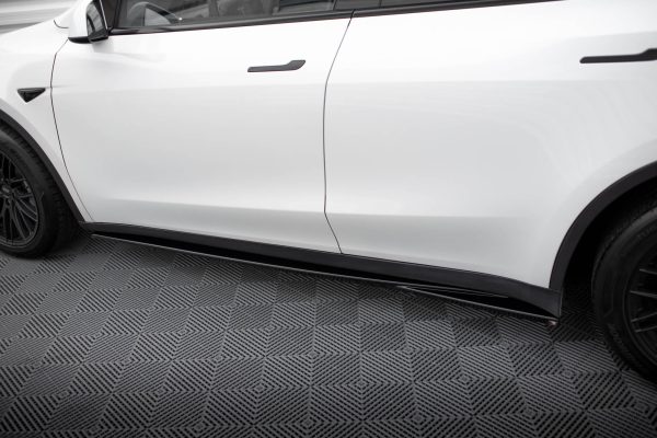 Tesla Model Y - Lâminas para Embaladeiras V.1 | TE-MODELY-1-SD1G | Produto Maxton Design distribuído por Unicartuning. Tesla Model Y - Lâminas para Embaladeiras V.1 | TE-MODELY-1-SD1G | Produto Maxton Design distribuído por Unicartuning.