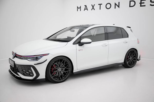 Volkswagen Golf GTI / GTE / GTI ClubSport / Gtd / R-line Mk8 - Lâminas para Embaladeiras V.1 | VW-GO-8-GTI-SD1G | Produto Maxton Design distribuído por Unicartuning. Volkswagen Golf GTI / GTE / GTI ClubSport / Gtd / R-line Mk8 - Lâminas para Embaladeiras V.1 | VW-GO-8-GTI-SD1G | Produto Maxton Design distribuído por Unicartuning.