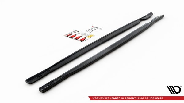 Volkswagen Golf Mk8 - Lâminas para Embaladeiras V.1 | VW-GO-8-R-SD1G | Produto Maxton Design distribuído por Unicartuning. Volkswagen Golf Mk8 - Lâminas para Embaladeiras V.1 | VW-GO-8-R-SD1G | Produto Maxton Design distribuído por Unicartuning.