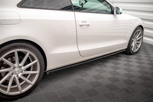 Audi A5 / A5 S-Line / S5 Coupé 8T - Lâminas para Embaladeiras V.2 | AU-A5-1F-SD1G | Produto Maxton Design distribuído por Unicartuning.