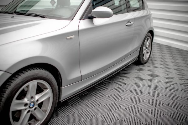 BMW 1 E81 (facelift) - Lâminas para Embaladeiras V.2 | BM-1-81F-SD2G | Produto Maxton Design distribuído por Unicartuning. BMW 1 E81 (facelift) - Lâminas para Embaladeiras V.2 | BM-1-81F-SD2G | Produto Maxton Design distribuído por Unicartuning.