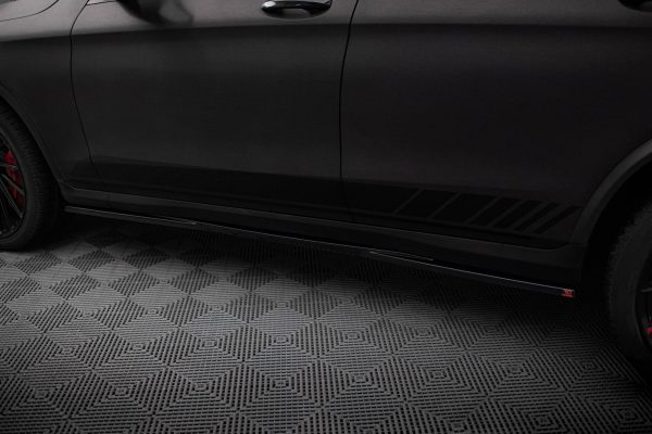 Mercedes-Benz GLC Coupé AMG-line C253 - Lâminas para Embaladeiras V.2 | ME-GLC-C253F-AMGLINE-SD2G | Produto Maxton Design distribuído por Unicartuning. Mercedes-Benz GLC Coupé AMG-line C253 - Lâminas para Embaladeiras V.2 | ME-GLC-C253F-AMGLINE-SD2G | Produto Maxton Design distribuído por Unicartuning.