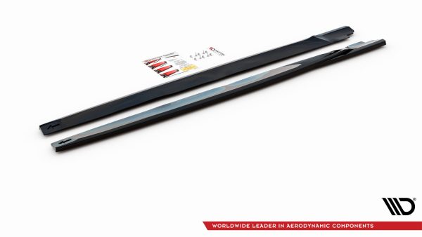 Nissan 370z Nismo (facelift) - Lâminas para Embaladeiras V.2 | NI-370Z-NISMO-SD2G | Produto Maxton Design distribuído por Unicartuning. Nissan 370z Nismo (facelift) - Lâminas para Embaladeiras V.2 | NI-370Z-NISMO-SD2G | Produto Maxton Design distribuído por Unicartuning.