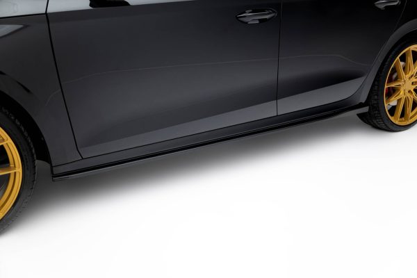 Skoda Octavia RS Mk4 - Lâminas para Embaladeiras V.2 | SK-OC-4-RS-SD2G | Produto Maxton Design distribuído por Unicartuning.