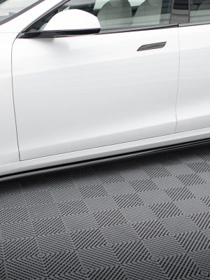 Tesla Model S Plaid Mk1 (facelift) - Lâminas para Embaladeiras V.2 | TE-MODELS-1F2-PL-SD2G | Produto Maxton Design distribuído por Unicartuning. Tesla Model S Plaid Mk1 (facelift) - Lâminas para Embaladeiras V.2 | TE-MODELS-1F2-PL-SD2G | Produto Maxton Design distribuído por Unicartuning.