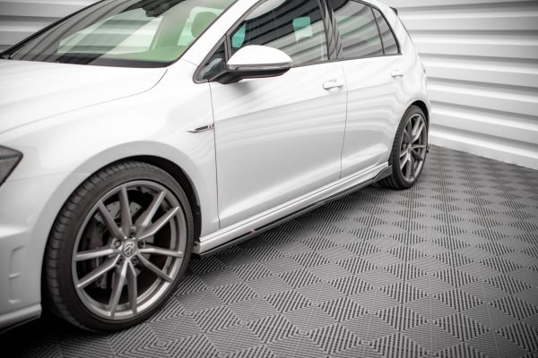 Volkswagen Golf R / R-line Mk7 - Lâminas para Embaladeiras V.2 | VW-GO-7-R-SD2G | Produto Maxton Design distribuído por Unicartuning.