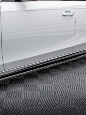 Audi A4 / A4 S-Line / S4 B8 - Lâminas para Embaladeiras V.3 | AU-A4-B8F-COMP-SD1G | Produto Maxton Design distribuído por Unicartuning.