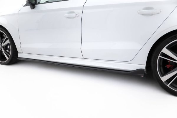 Audi RS3 Sedan 8V (facelift) - Lâminas para Embaladeiras V.3 | AU-RS3-8VF-S-SD3G | Produto Maxton Design distribuído por Unicartuning. Audi RS3 Sedan 8V (facelift) - Lâminas para Embaladeiras V.3 | AU-RS3-8VF-S-SD3G | Produto Maxton Design distribuído por Unicartuning.