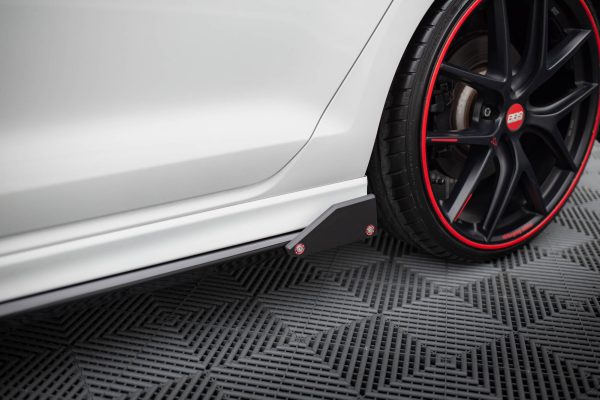 Volkswagen Golf R / R-line Mk7 - Lâminas para Embaladeiras V.3 + Splitters | VW-GO-7-R-SD3G+SF1B | Produto Maxton Design distribuído por Unicartuning. Volkswagen Golf R / R-line Mk7 - Lâminas para Embaladeiras V.3 + Splitters | VW-GO-7-R-SD3G+SF1B | Produto Maxton Design distribuído por Unicartuning.