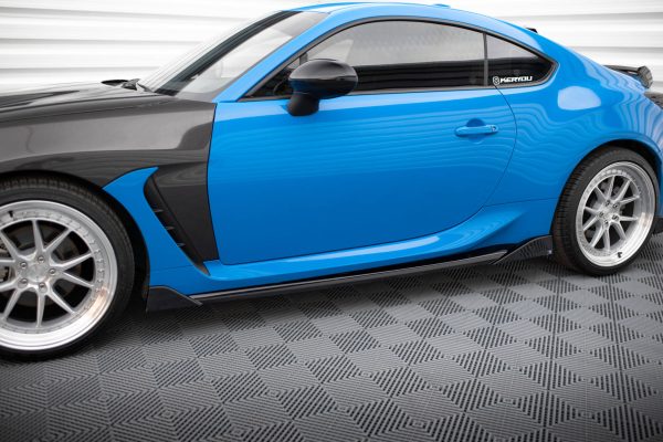 Subaru BRZ Mk2 - Lâminas para Embaladeiras V.3 | TO-GR86-1-SD3G | Produto Maxton Design distribuído por Unicartuning. Subaru BRZ Mk2 - Lâminas para Embaladeiras V.3 | TO-GR86-1-SD3G | Produto Maxton Design distribuído por Unicartuning.