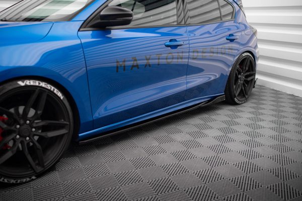 Ford Focus ST / ST-line Mk4 (facelift) - Lâminas para Embaladeiras V.4 | FO-FO-4-ST-SD1G | Produto Maxton Design distribuído por Unicartuning.