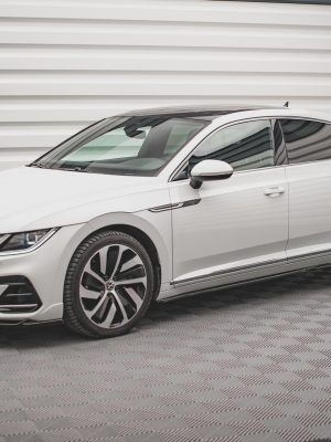 Volkswagen Arteon R-line (facelift) - Lâminas para embaladeiras | VW-AR-1F-RLINE-SD1G | Produto Maxton Design distribuído por Unicartuning. Volkswagen Arteon R-line (facelift) - Lâminas para embaladeiras | VW-AR-1F-RLINE-SD1G | Produto Maxton Design distribuído por Unicartuning.