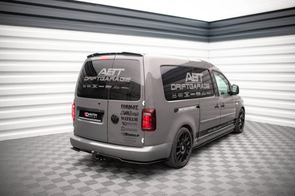 Volkswagen Caddy Long Mk3 (facelift) - Lâminas para embaladeiras | VW-CA-3F-L-SD1G | Produto Maxton Design distribuído por Unicartuning. Volkswagen Caddy Long Mk3 (facelift) - Lâminas para embaladeiras | VW-CA-3F-L-SD1G | Produto Maxton Design distribuído por Unicartuning.