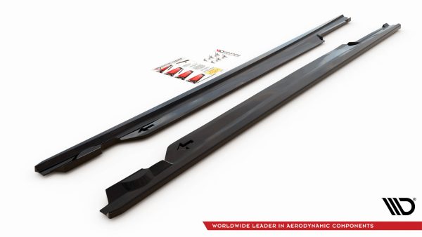 Volkswagen Passat B8 - Lâminas para embaladeiras | VW-PA-B8F-SD1G | Produto Maxton Design distribuído por Unicartuning. Volkswagen Passat B8 - Lâminas para embaladeiras | VW-PA-B8F-SD1G | Produto Maxton Design distribuído por Unicartuning.
