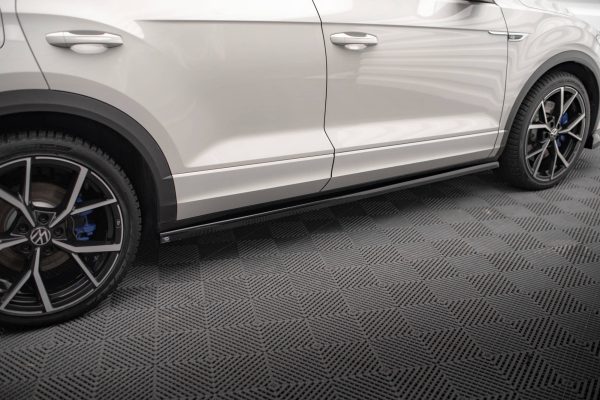 Volkswagen T-Roc Mk1 - Lâminas para embaladeiras | VW-T-ROC-1-R-SD1G | Produto Maxton Design distribuído por Unicartuning. Volkswagen T-Roc Mk1 - Lâminas para embaladeiras | VW-T-ROC-1-R-SD1G | Produto Maxton Design distribuído por Unicartuning.