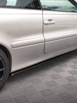 Volvo Ex30 Mk1 - Lâminas para embaladeiras | VO-C70-1-SD1G | Produto Maxton Design distribuído por Unicartuning. Volvo Ex30 Mk1 - Lâminas para embaladeiras | VO-C70-1-SD1G | Produto Maxton Design distribuído por Unicartuning.