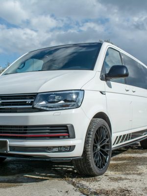 Volkswagen T6 - Lâminas para embaladeiras | VW-T6-SD1A+BG | Produto Maxton Design distribuído por Unicartuning. Volkswagen T6 - Lâminas para embaladeiras | VW-T6-SD1A+BG | Produto Maxton Design distribuído por Unicartuning.