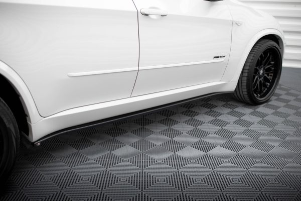BMW X5 M F95 - Lâminas para embaladeiras | BM-X5-70F-MPACK-SD1G | Produto Maxton Design distribuído por Unicartuning. BMW X5 M F95 - Lâminas para embaladeiras | BM-X5-70F-MPACK-SD1G | Produto Maxton Design distribuído por Unicartuning.