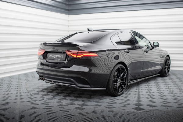 Jaguar Xe X760 (facelift) - Aileron / Extensão 3D | JA-XE-1F-CAP1G | Produto Maxton Design distribuído por Unicartuning. Jaguar Xe X760 (facelift) - Aileron / Extensão 3D | JA-XE-1F-CAP1G | Produto Maxton Design distribuído por Unicartuning.