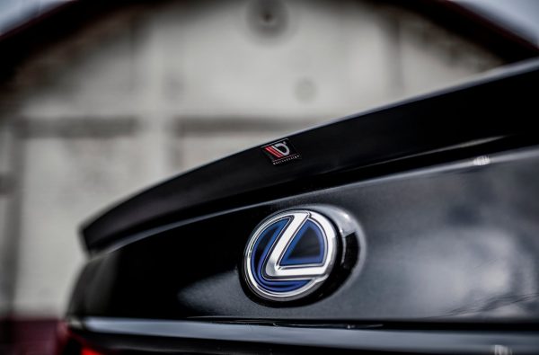 Lexus Ls Mk4 (facelift) - Aileron / Extensão | LE-LS-4F-CAP1G | Produto Maxton Design distribuído por Unicartuning. Lexus Ls Mk4 (facelift) - Aileron / Extensão | LE-LS-4F-CAP1G | Produto Maxton Design distribuído por Unicartuning.