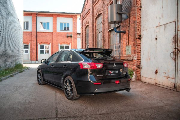 Mistubishi Lancer Sportback Mk8 - Aileron / Extensão | MI-LA-8-SB-CAP1G | Produto Maxton Design distribuído por Unicartuning.