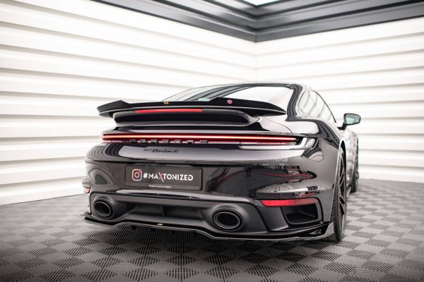 Porsche 911 Turbo S 992 - Aileron / Extensão | PO-911-992-TURBO-S-CAP1G | Produto Maxton Design distribuído por Unicartuning. Porsche 911 Turbo S 992 - Aileron / Extensão | PO-911-992-TURBO-S-CAP1G | Produto Maxton Design distribuído por Unicartuning.