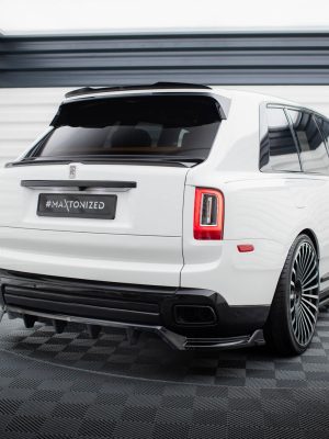 Rolls Royce Cullinan - Aileron / Extensão | RR-CU-1-CAP1G | Produto Maxton Design distribuído por Unicartuning. Rolls Royce Cullinan - Aileron / Extensão | RR-CU-1-CAP1G | Produto Maxton Design distribuído por Unicartuning.
