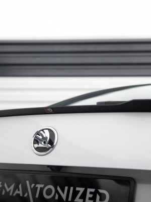 Skoda Superb Liftback / Combi Mk3 - Aileron / Extensão V.2 | SK-SU-3F-CAP1G | Produto Maxton Design distribuído por Unicartuning. Skoda Superb Liftback / Combi Mk3 - Aileron / Extensão V.2 | SK-SU-3F-CAP1G | Produto Maxton Design distribuído por Unicartuning.