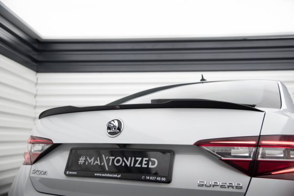 Skoda Superb Liftback / Combi Mk3 - Aileron / Extensão V.2 | SK-SU-3F-CAP1G | Produto Maxton Design distribuído por Unicartuning. Skoda Superb Liftback / Combi Mk3 - Aileron / Extensão V.2 | SK-SU-3F-CAP1G | Produto Maxton Design distribuído por Unicartuning.