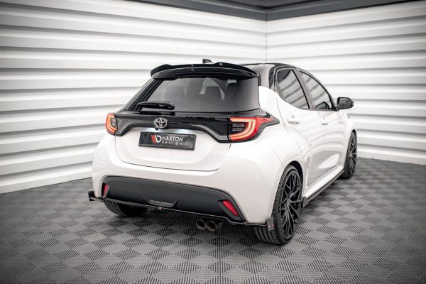 Toyota Yaris Mk4 - Aileron / Extensão V.2 | TO-YA-4-CAP2G | Produto Maxton Design distribuído por Unicartuning.