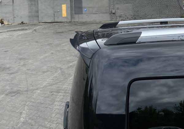 Volkswagen Caddy Mk. 4 - Aileron / Extensão | VW-CA-4-CAP1G | Produto Maxton Design distribuído por Unicartuning.