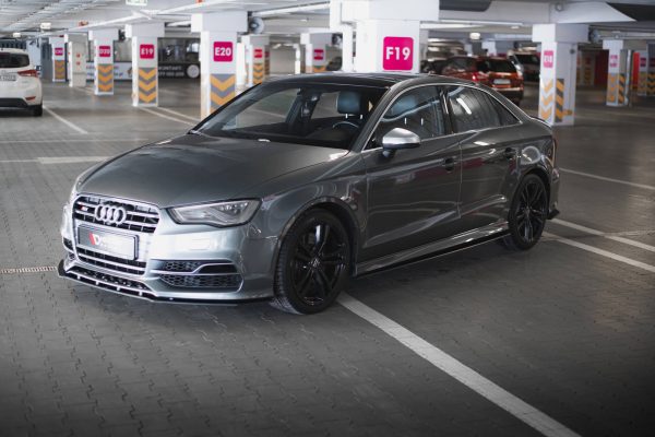 Audi S3 / A3 S-Line Sedan 8V - Lâmina frontal STREET PRO | AUS33SCNC-FD1B | Produto Maxton Design distribuído por Unicartuning. Audi S3 / A3 S-Line Sedan 8V - Lâmina frontal STREET PRO | AUS33SCNC-FD1B | Produto Maxton Design distribuído por Unicartuning.