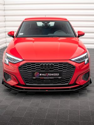 Audi A3 8Y - Lâmina frontal STREET PRO + Splitters | AUA38YCNC-FD1B+FSF1G | Produto Maxton Design distribuído por Unicartuning.